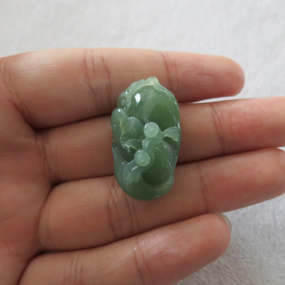 廠家直銷(xiāo) 新疆和田玉昆侖玉碧玉 金魚(yú)玉墜吊墜金玉滿堂